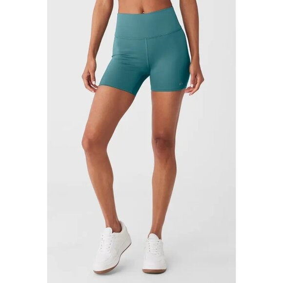 ALO 5" Airlift Energy Short in Teal Agate - Picture 2 of 6